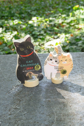 Twin cats mini die-cut calendar set with black and cream cat figures on stands