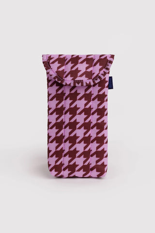 puffy glasses sleeve in pink houndstooth pattern on a light background