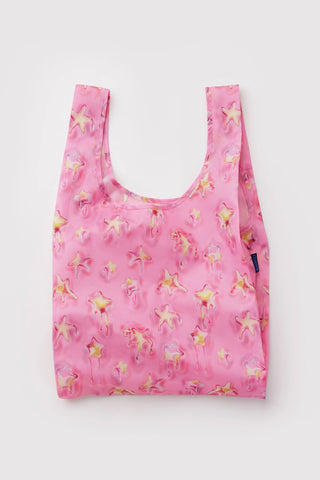 Pink reusable bag with star pattern on a white background