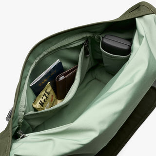 Bellroy Classic Messenger Bag Olive