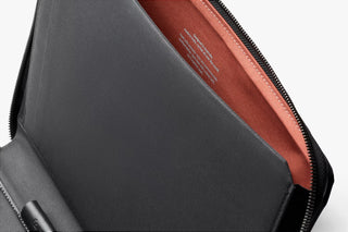 Bellroy Tokyo Folio 12.9" Raven