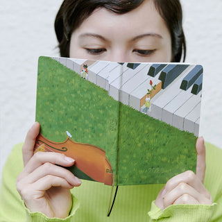 Hobonichi Techo 2026 HON A6 Planner Hiroko Kubota: Waiting on the Chord