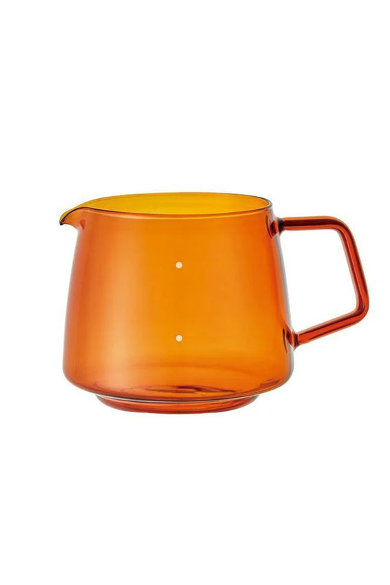 600 ml amber glass jug with pouring spout and side handle