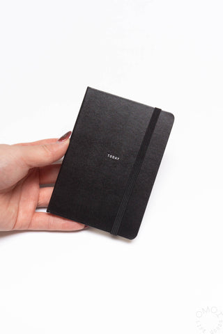 LACONIC B7 Pocket Log Diary with Strap Black