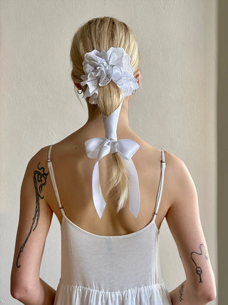Room Shop Eyelet Peplum Scrunchie White