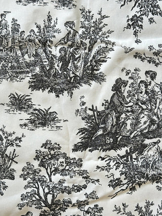 Room Shop Gracie Triangle Headscarf Black Toile