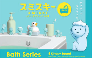 SMISKI Bath Series box art with sink scene and blue Smiski characters