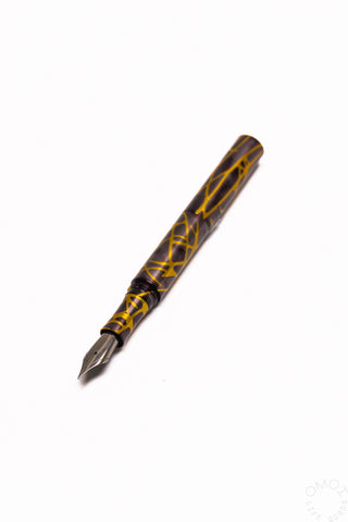 Schon DSGN Anodized Aluminum "Pocket 6" Fountain Pen Golden Smoke