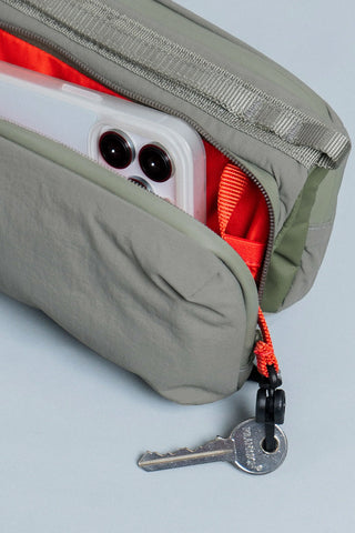 Topologie Bottle Sacoche Medium Moss Papery