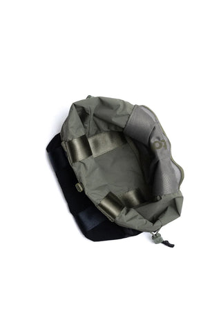 Topologie Summit Tote Small / Black Tech Sateen