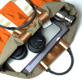 Topologie Summit Tote Wide Medium / Burn Orange