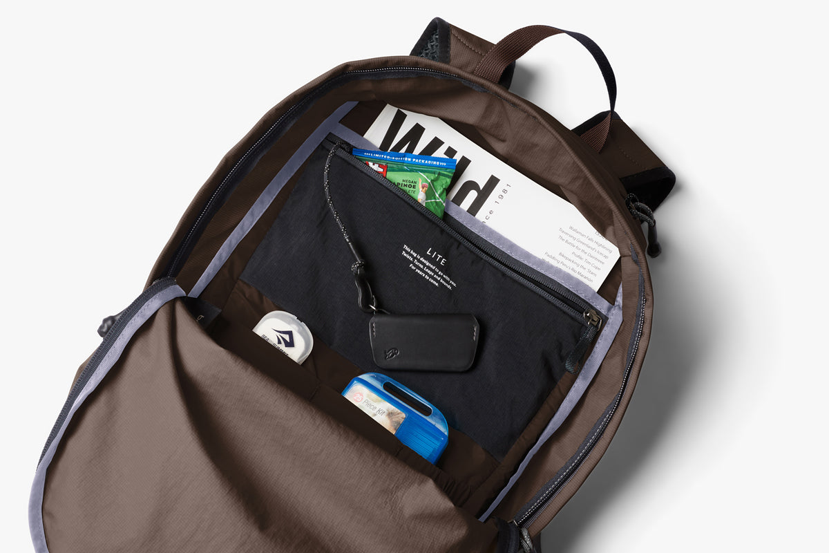 bellroy classic backpack Lite Daypack 20L Black A horizontal luggage pass Bellroy Classic Backpack - Premium