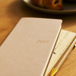 Hobonichi Techo 2027 WEEKS Smooth Planner Café au Lait