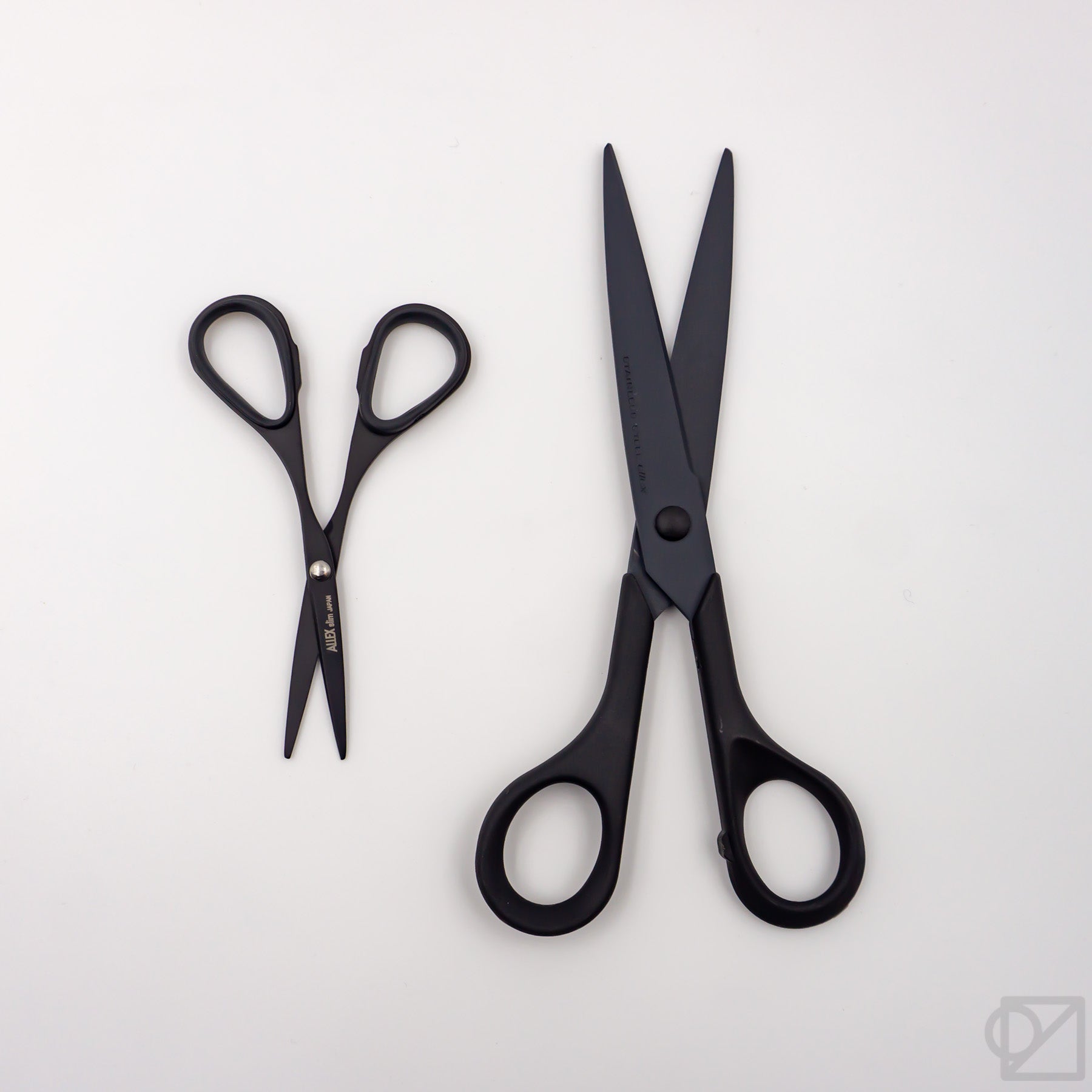  ALLEX Black Office Scissors for Desk, Medium 6.5 All Purpose  Non Stick Scissors, Made in JAPAN, All Metal Sharp Japanese Stainless Steel  Blade with Non-Slip Soft Ring, Black : Office Products